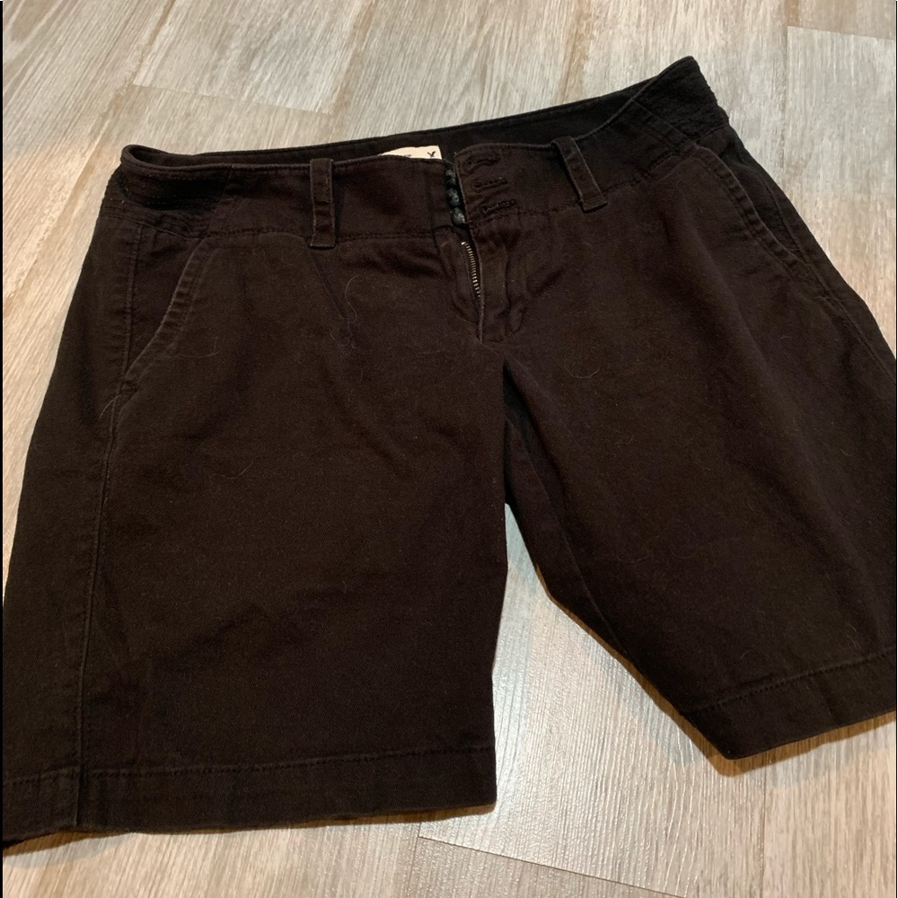 American Eagle Bermuda shorts size 6 black